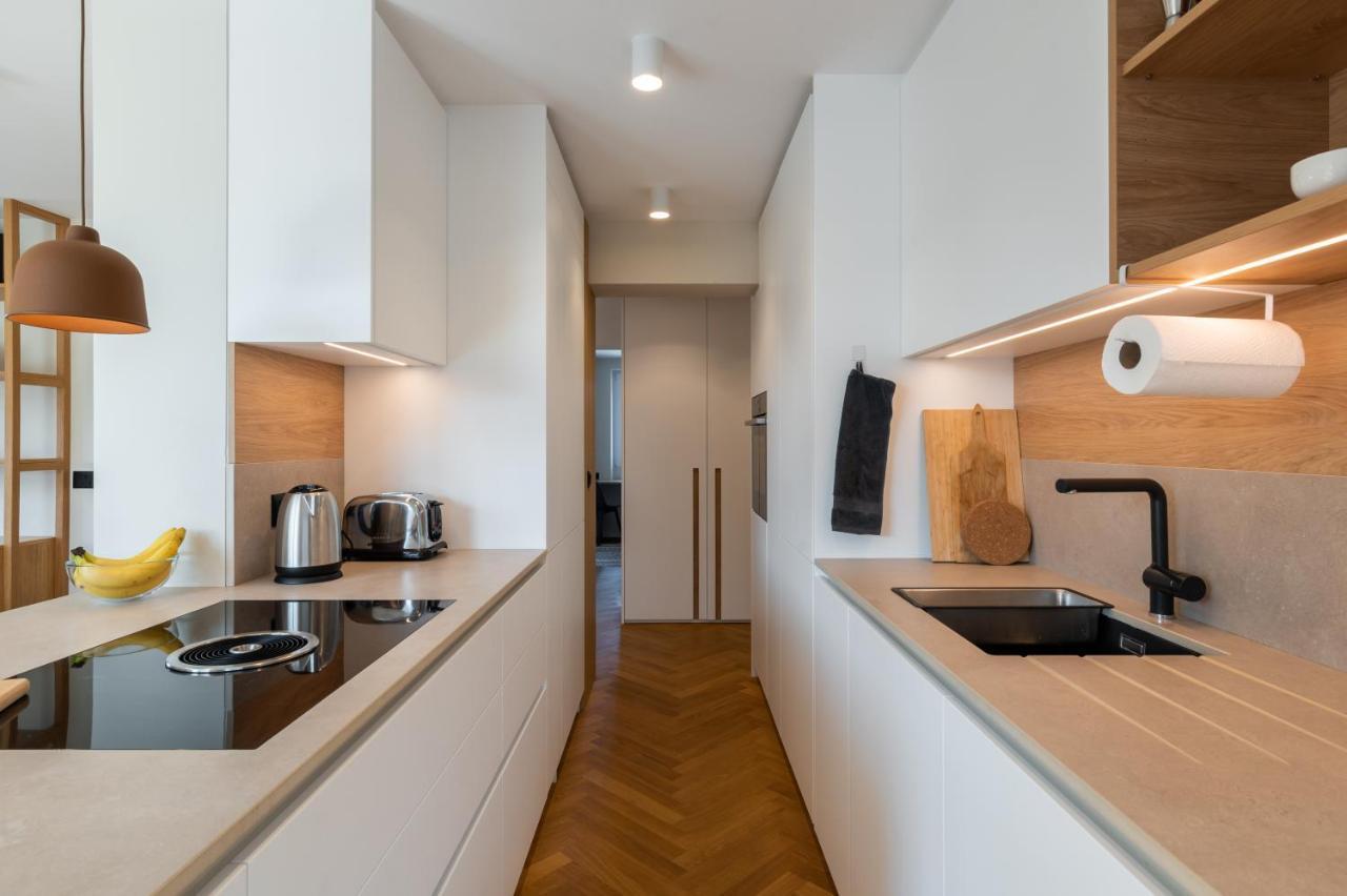 Canopy Apartment Любляна Екстериор снимка