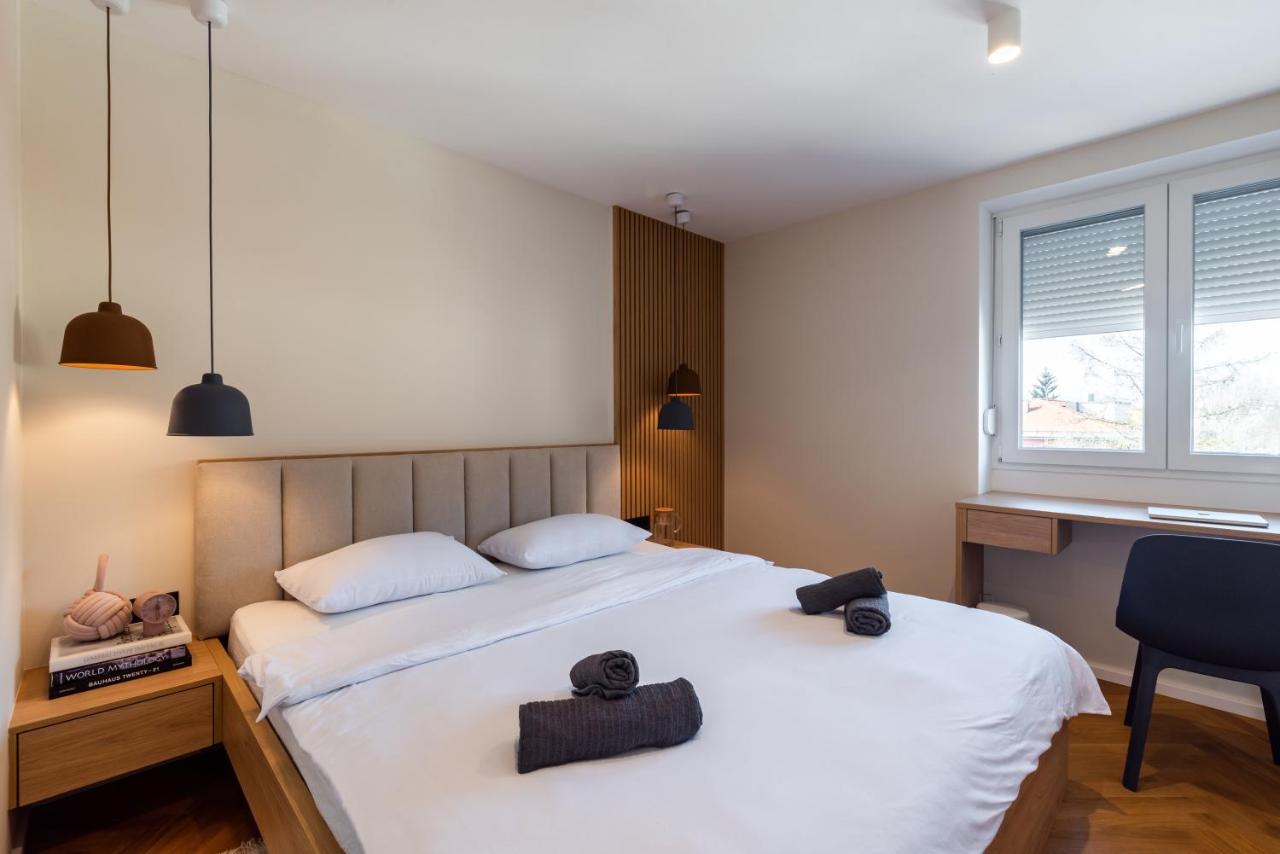 Canopy Apartment Любляна Екстериор снимка